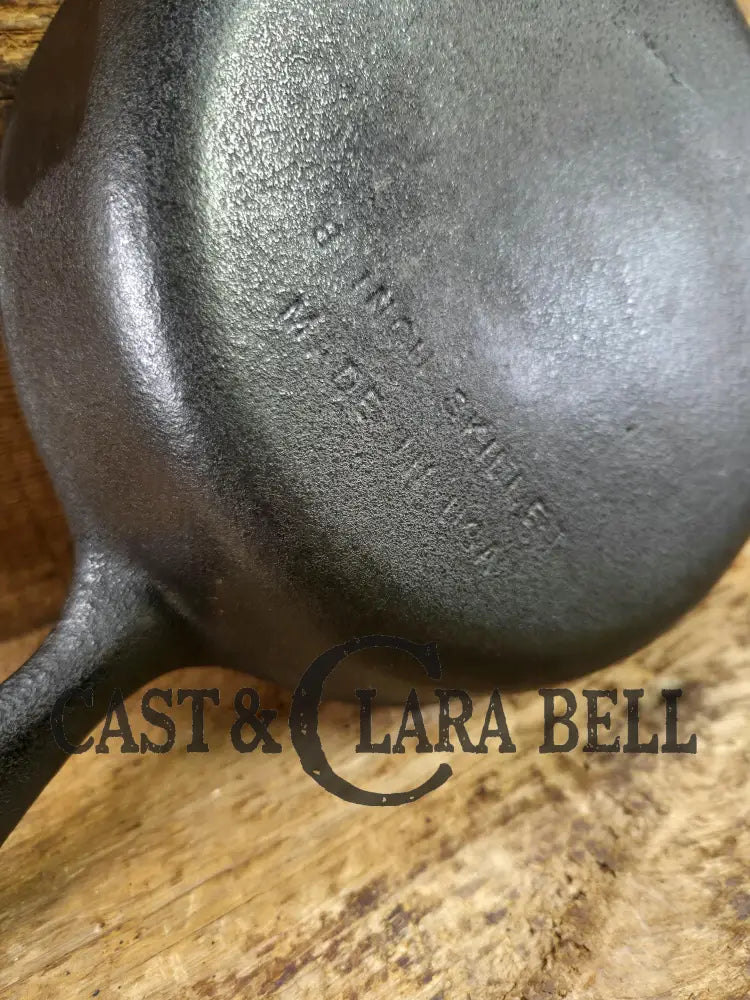 Great gift! Wagner #5 Cast Iron Skillet 8 Inches Great Saute pan or starter pan!