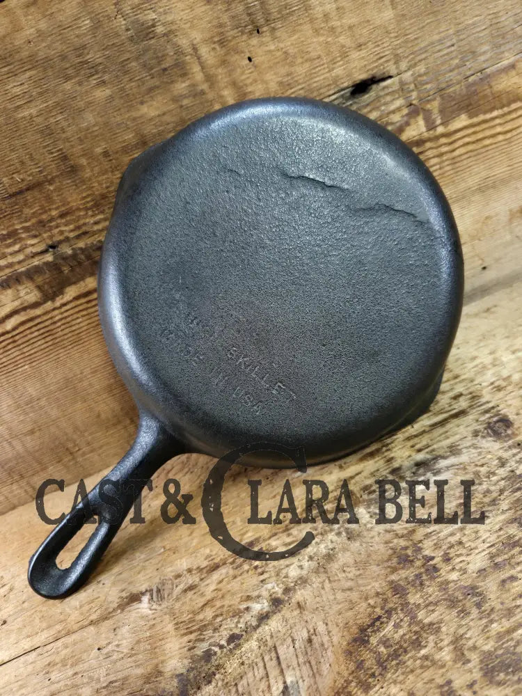 Great gift! Wagner #5 Cast Iron Skillet 8 Inches Great Saute pan or starter pan!