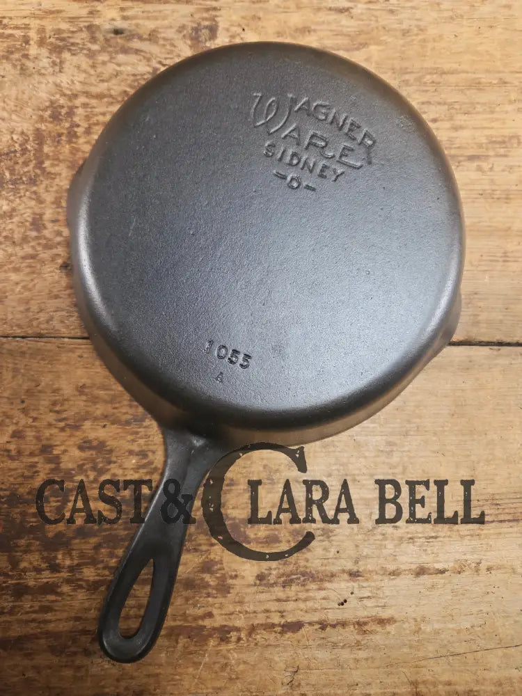 Great Saute pan! 1930βs Wagner #5 Skillet with Stylized Logo 1055 A. Awesome everyday skillet! Skillet
