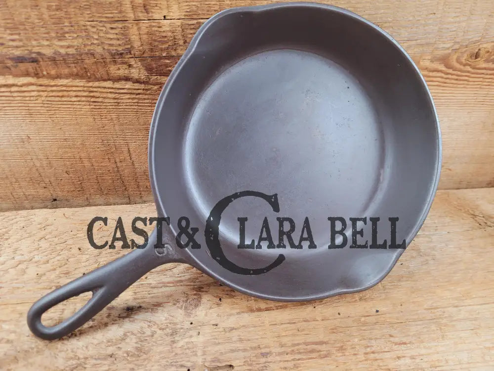 Great Saute Pan! 1930โS Wagner #5 Skillet With Stylized Logo 1055. Awesome Everyday Skillet!