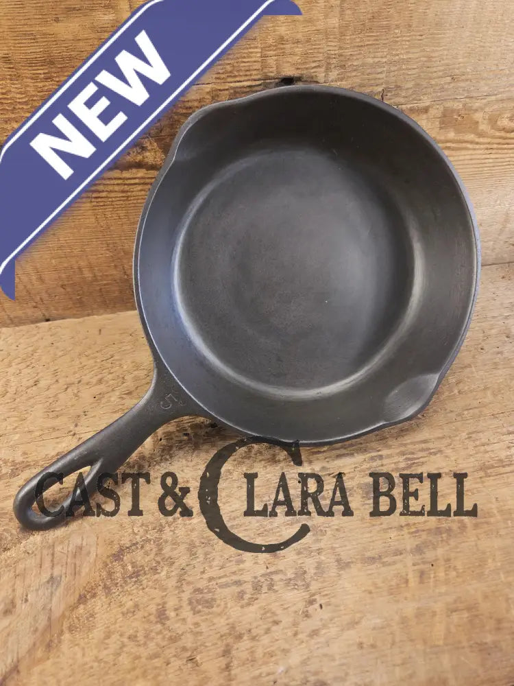 Great Saute pan! 1930’s Wagner #5 Skillet with Stylized Logo 1055 H. Awesome everyday skillet! Skillet