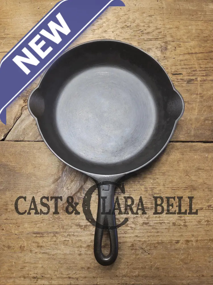 Great Saute pan! Griswold No. 5 Cast Iron Skillet with Small Block Logo and Smooth Bottom 724 G. Erie PA USA SC24