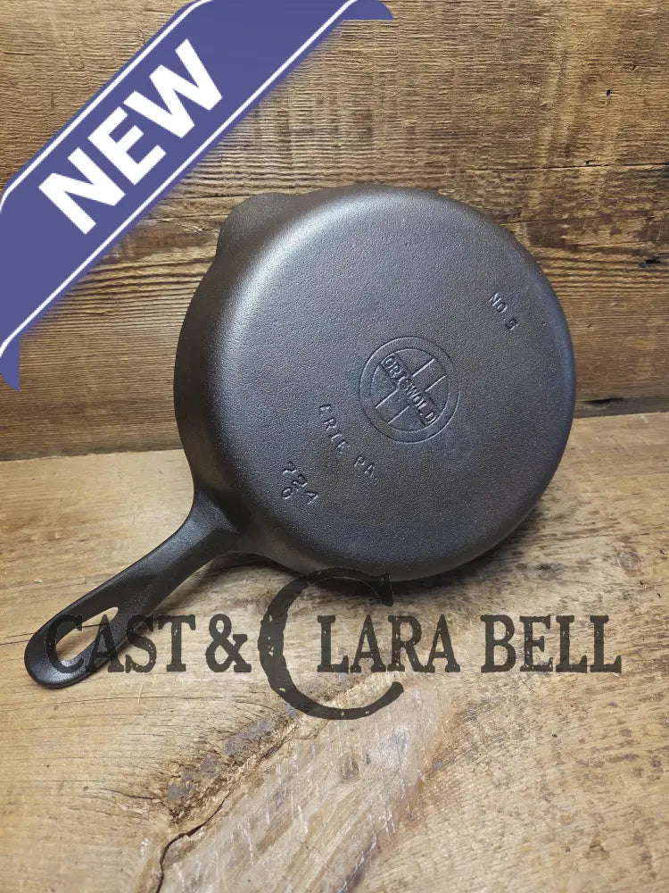 Great Saute pan! Griswold No. 5 Cast Iron Skillet with Small Block Logo and Smooth Bottom 724 G. Erie PA USA SC24