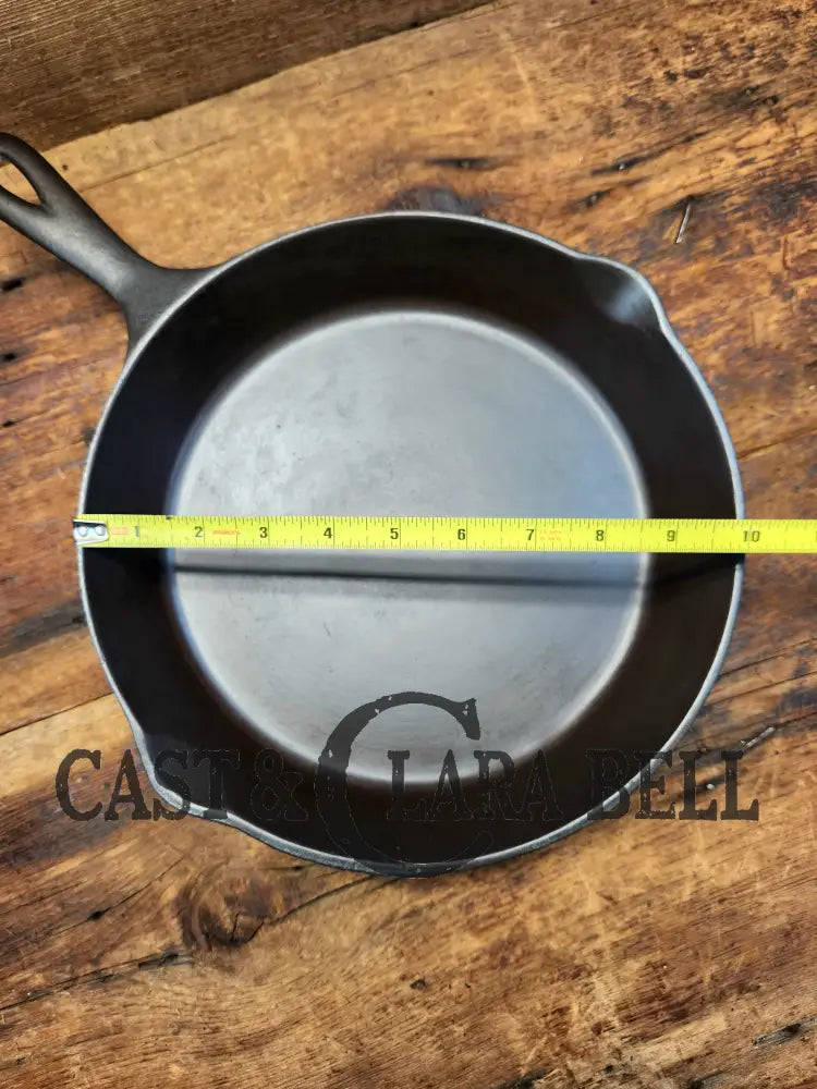 Great Skillet And Awesome Story! 1920โS Chicago Hardware Foundry #8 โDiamondโ Skillet