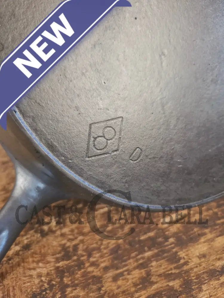 Great skillet and awesome story! 1920’s Chicago Hardware Foundry #8 D ’Diamond’ skillet - Skillet