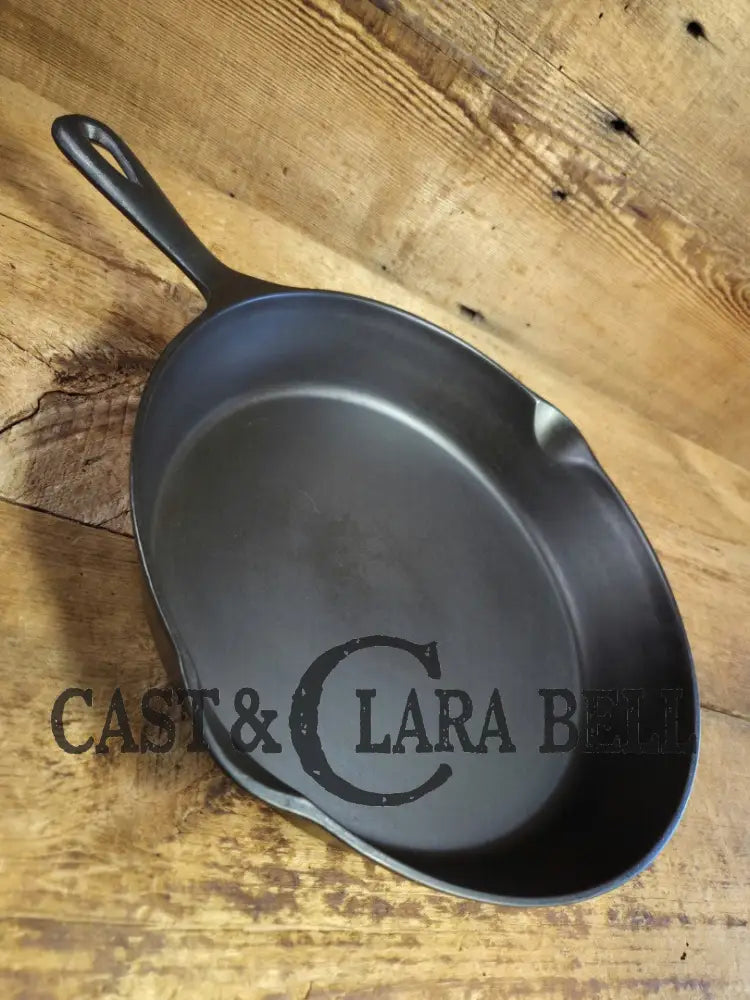 Great skillet and awesome story! 1920’s Chicago Hardware Foundry #9 ’Diamond’ skillet Skillet