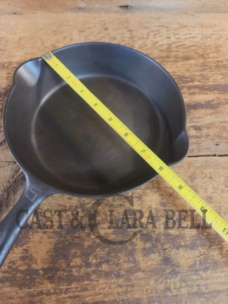 1930’s Griswold #5 Cast Iron Skillet with Large Block Logo and Smooth Bottom 724 A. Awesome sauté skillet! - Skillet