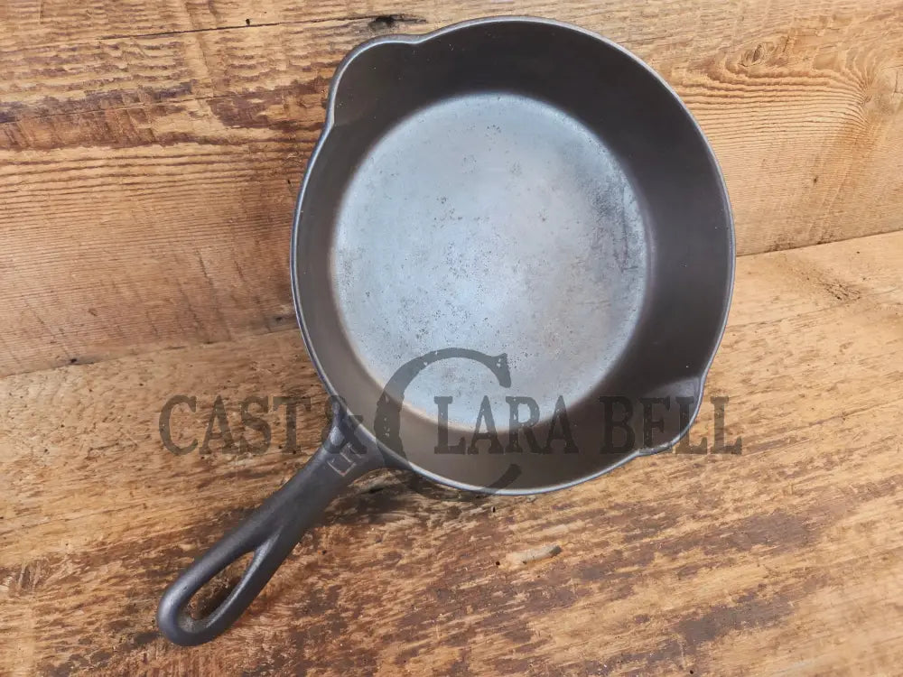 1930’s Griswold #5 Cast Iron Skillet with Large Block Logo and Smooth Bottom 724 A. Awesome sauté skillet! - Skillet
