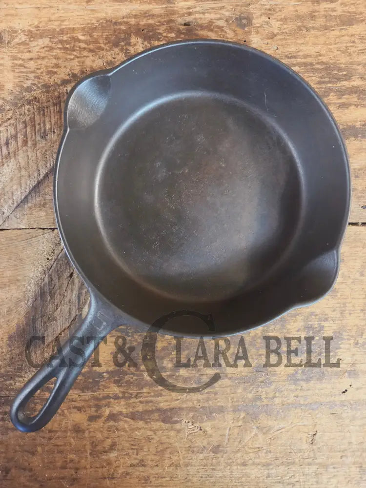 1930’s Griswold #5 Cast Iron Skillet with Large Block Logo and Smooth Bottom 724 A. Awesome sauté skillet! - Skillet