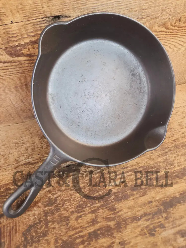 1930’s Griswold #5 Cast Iron Skillet with Large Block Logo and Smooth Bottom 724 A. Awesome sauté skillet! - Skillet