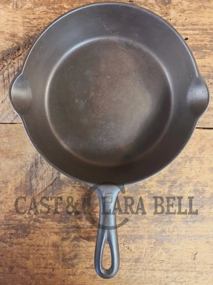 1930’s Griswold #5 Cast Iron Skillet with Large Block Logo and Smooth Bottom 724 A. Awesome sauté skillet! - Skillet