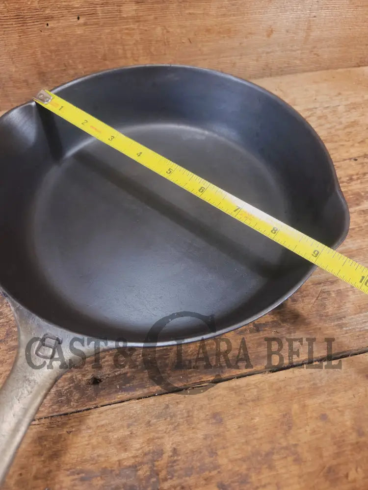 Griswold #6 Skillet with Duo-Chrome finish Large Block Logo and Smooth Bottom 699 D - Skillet