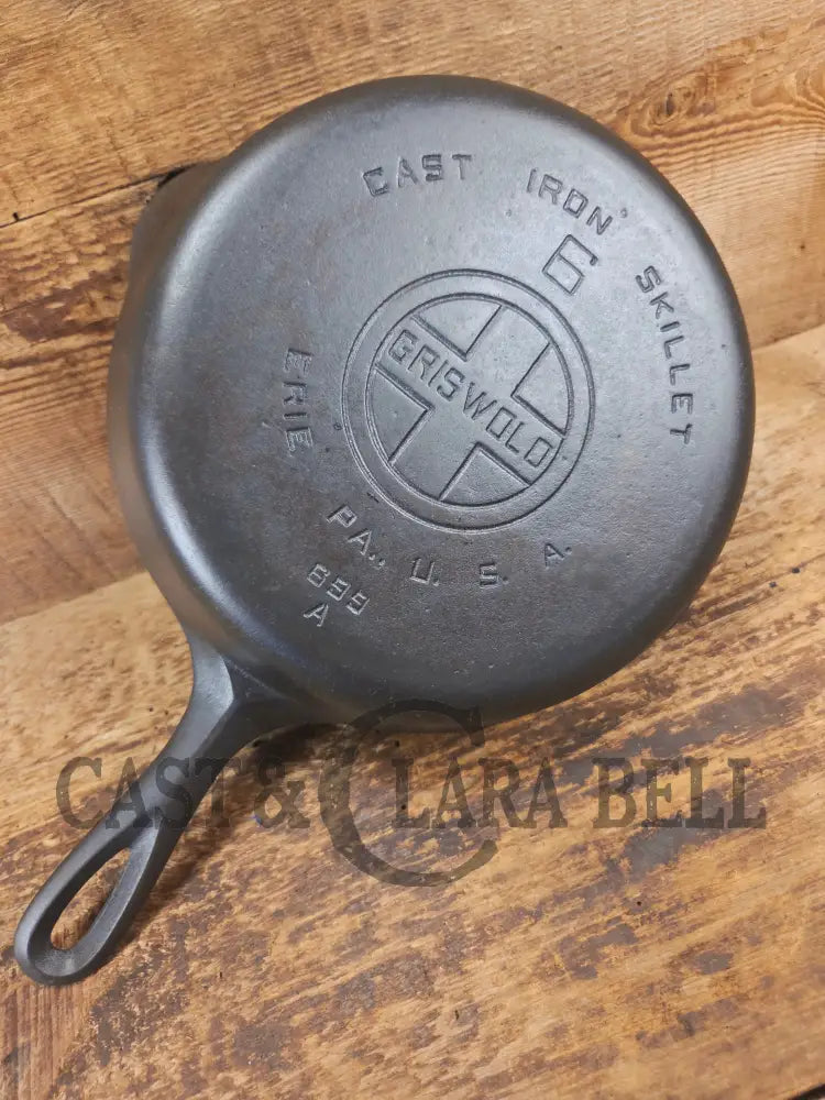 Griswold #7 Skillet with Large Block Logo and Smooth Bottom 701 D - Skillet