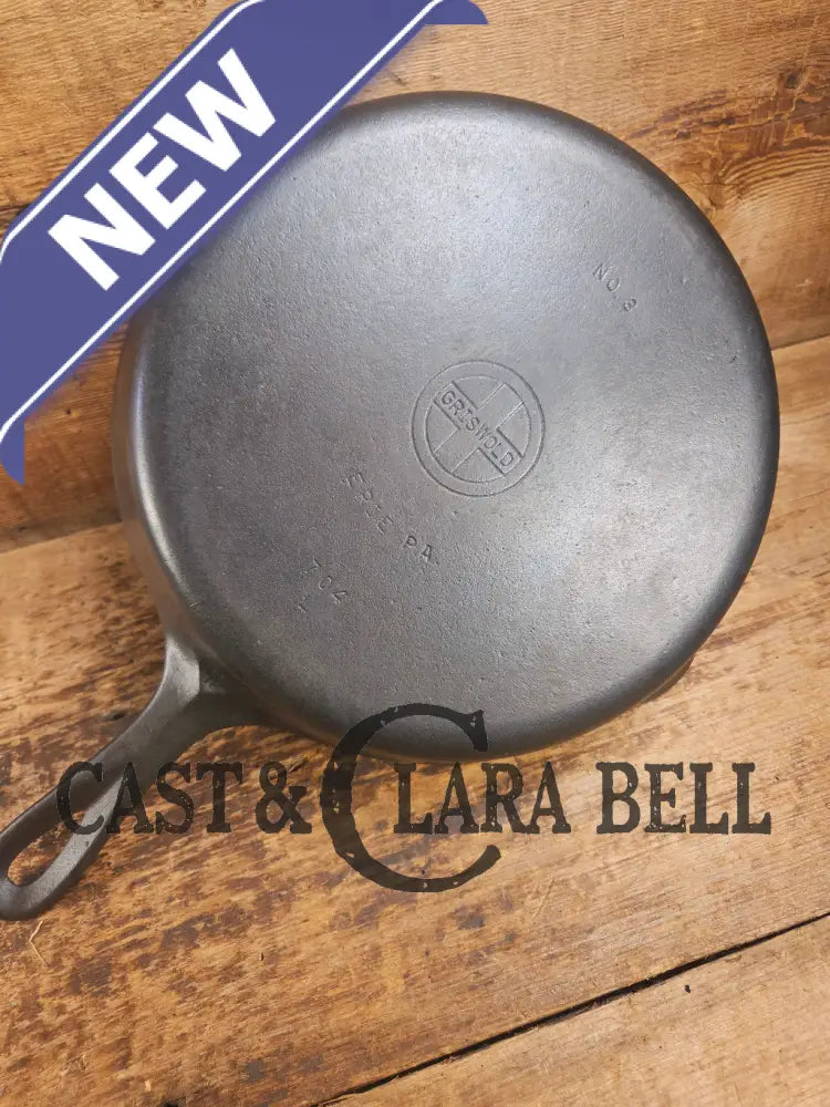 Griswold #8 Cast Iron Skillet Small Block Groove Handle 704 L Skillet