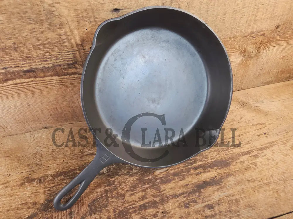 1930’s Griswold #8 Cast Iron Skillet with Large Block Logo 704 B - Skillet