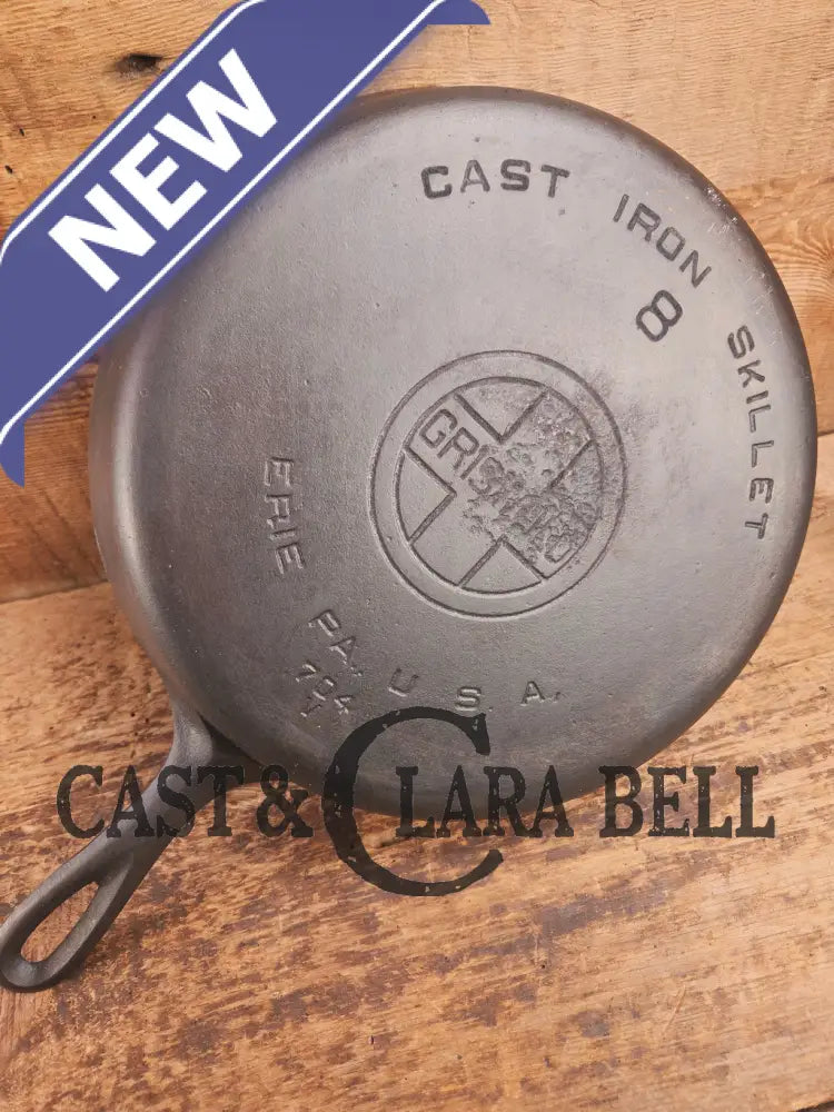 Griswold #8 Cast Iron Skillet with Large Block Logo and Smooth Bottom 704 V Skillet