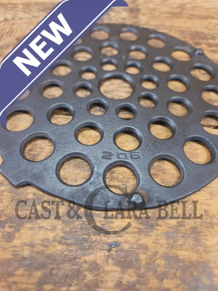 Griswold #8 Trivet. For #8 Griswold Tite Top Dutch Oven. #206. Perfect for your Dutch oven - Dutch Ovens Trivets &