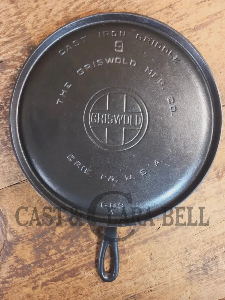 1930’s Griswold #9 Cast Iron Griddle Large Block logo ’Erie PA USA,’609 A’. Awesome for pancakes and grilled cheese