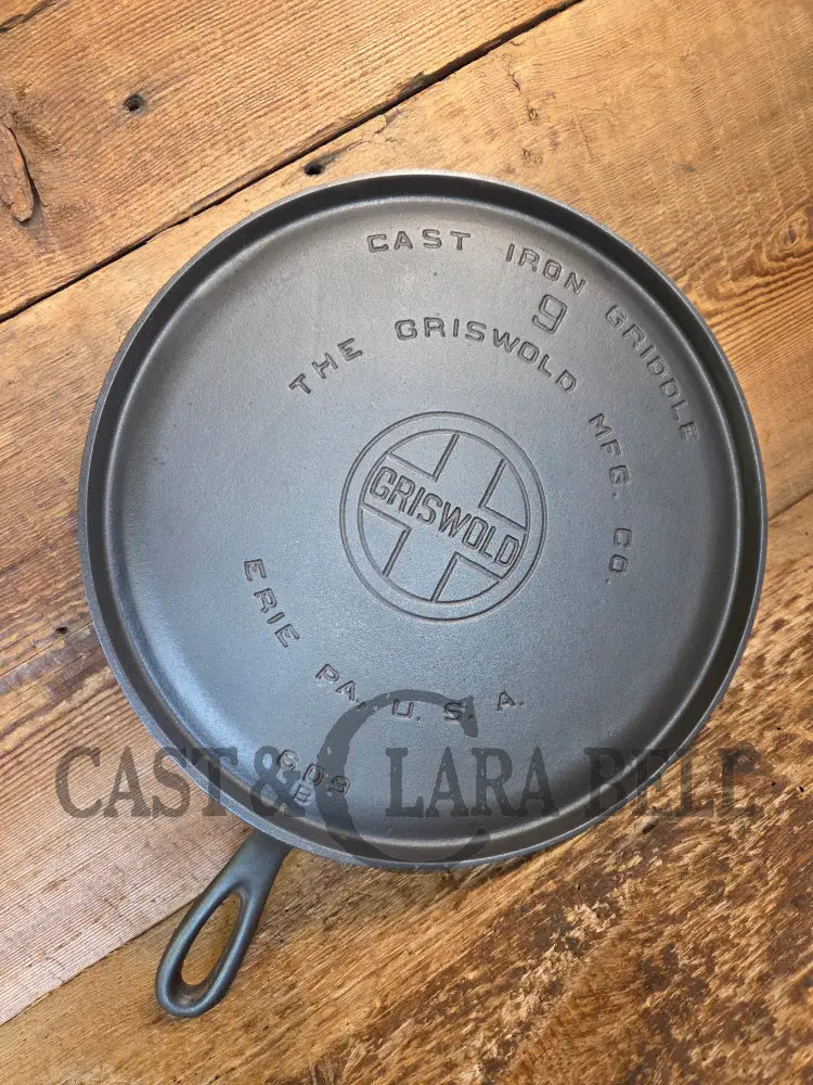 1930’s Griswold #9 Cast Iron Griddle Large Block logo ’Erie PA USA,’609’’. Awesome for pancakes and grilled cheese