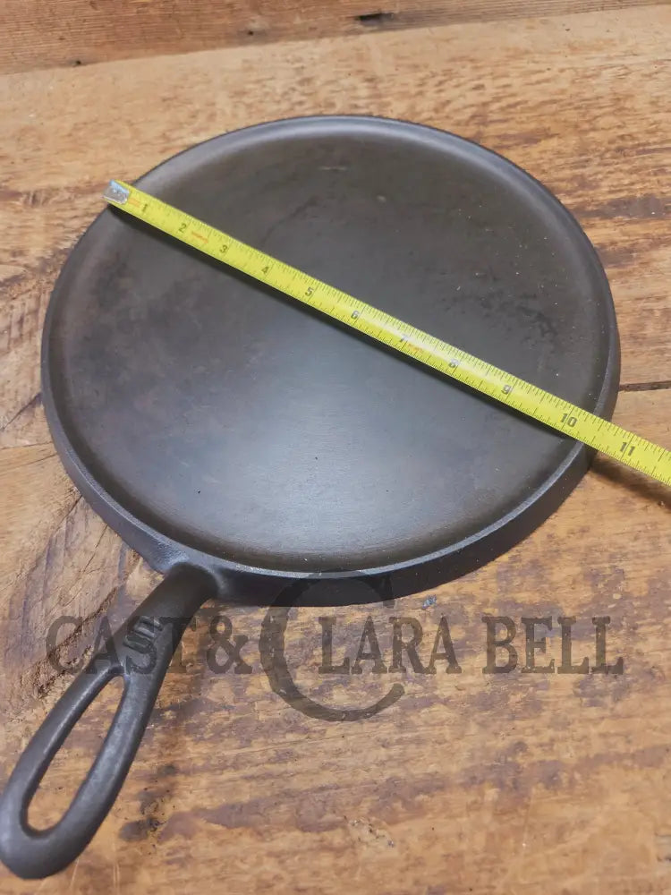 1930βs Griswold #9 Cast Iron Griddle Large Block logo βErie PA USA,β609ββ. Awesome for pancakes and grilled cheese