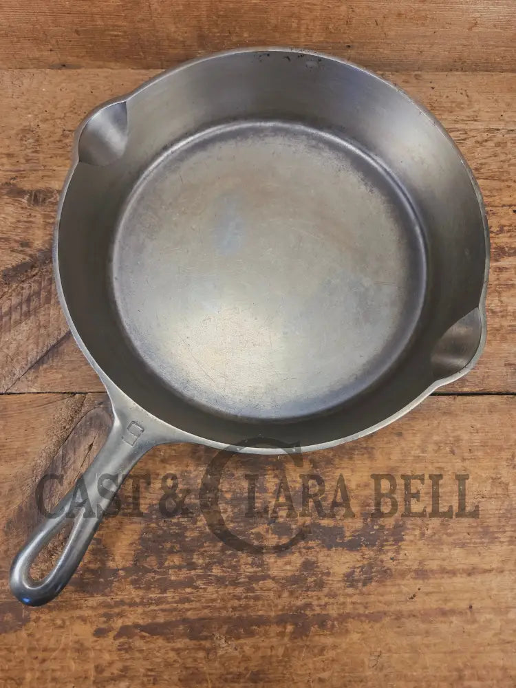 1930βs Griswold #9 Skillet with Large Block Logo Smooth Bottom and cool chrome finish! 710 C - Skillet