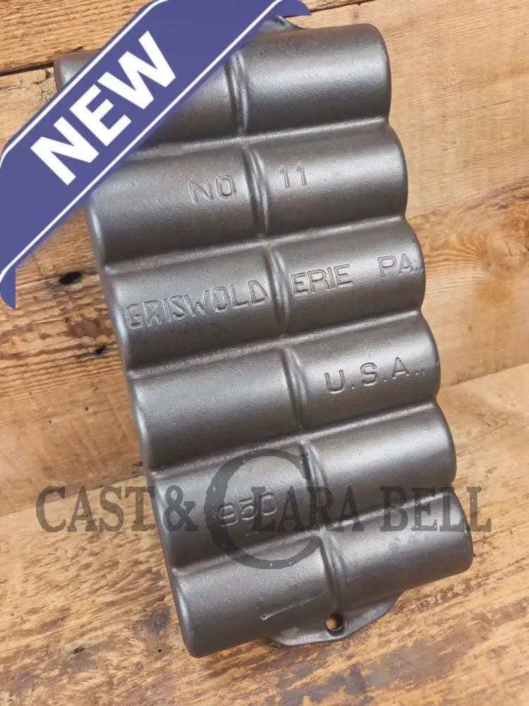 Griswold French Roll No. 11 Pan Erie PA USA 950 A. BEAUTIFUL condition and looks brand new! Perfect gift idea for the