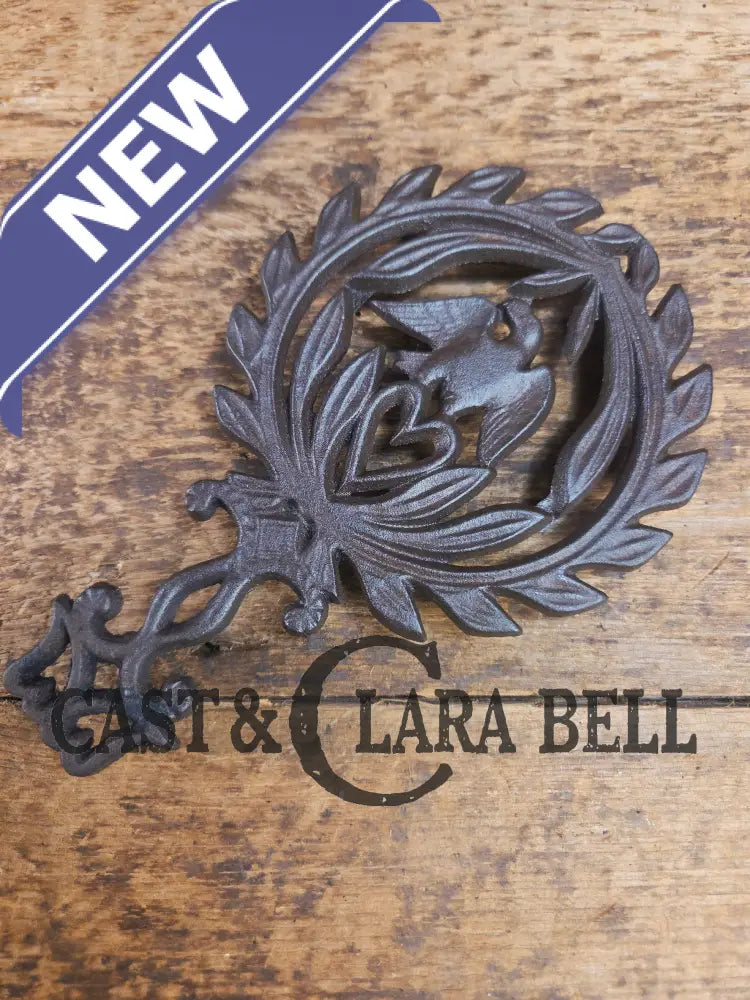 Griswold made ’American Eagle’ table trivet. #1730 perfect for your kitchen or dinner table! Dutch Ovens Trivets &