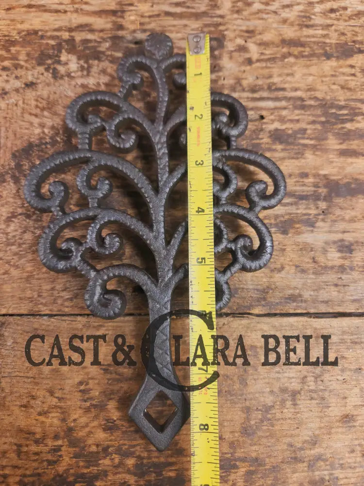 Griswold made ’Family Tree’ table trivet. #1726 perfect for your kitchen or dinner table! Dutch Ovens Trivets & Kettles