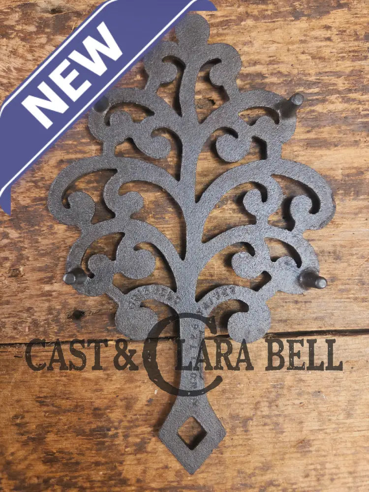 Griswold made ’Family Tree’ table trivet. #1726 perfect for your kitchen or dinner table! Dutch Ovens Trivets & Kettles