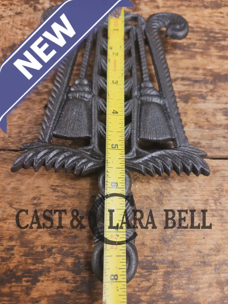 Griswold made βTassle and Grainβ table trivet. #1728 perfect for your kitchen or dinner table! Dutch Ovens Trivets &