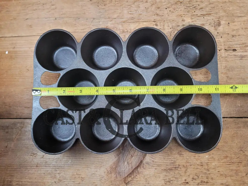 Griswold No. 10 Popover Pan 948. Variation 15 Closed Frame. Ready To Make Delicious Brownies