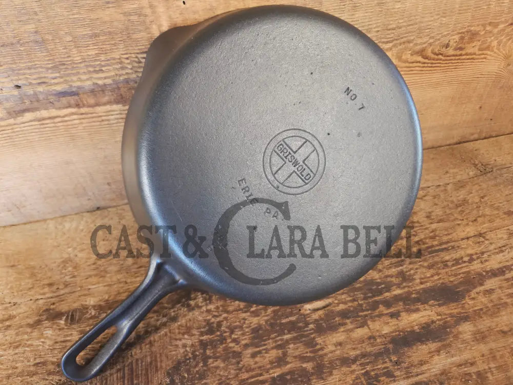 1940’s Griswold No. 7 Cast Iron Skillet with Small Block Logo and Early Handle style. 701 B - Skillet
