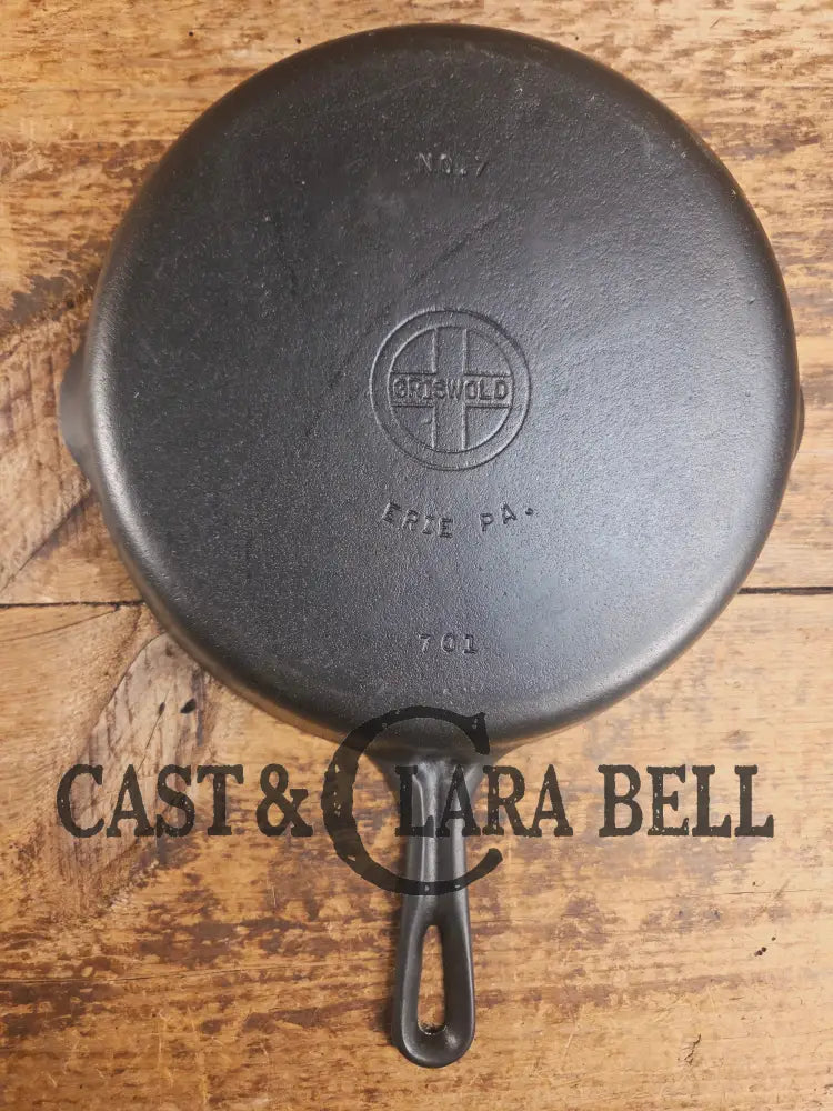 Griswold No. 7 Cast Iron Skillet with Small Block Logo and Grooved Handle 701 Skillet