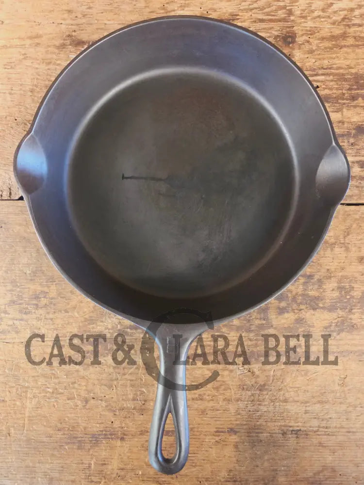 Griswold No. 8 Cast Iron Skillet with Small Block Logo and Smooth Bottom 704 L - Skillet