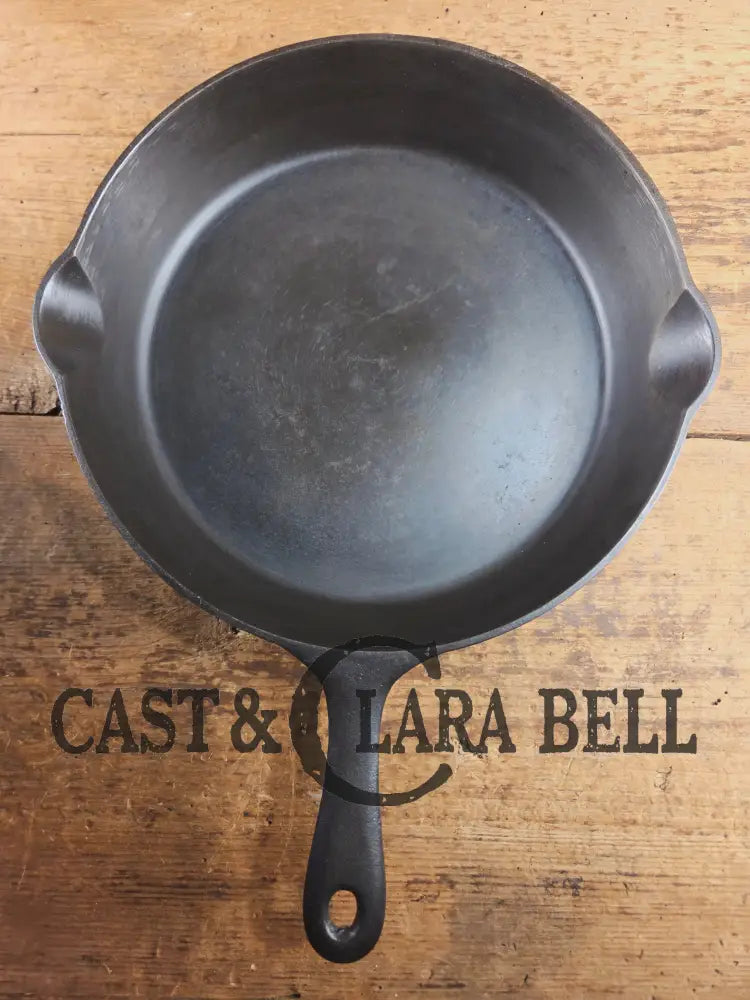 Griswoldβs Good Health #9 Cast Iron Skillet 659. Classic Department store piece! Skillet