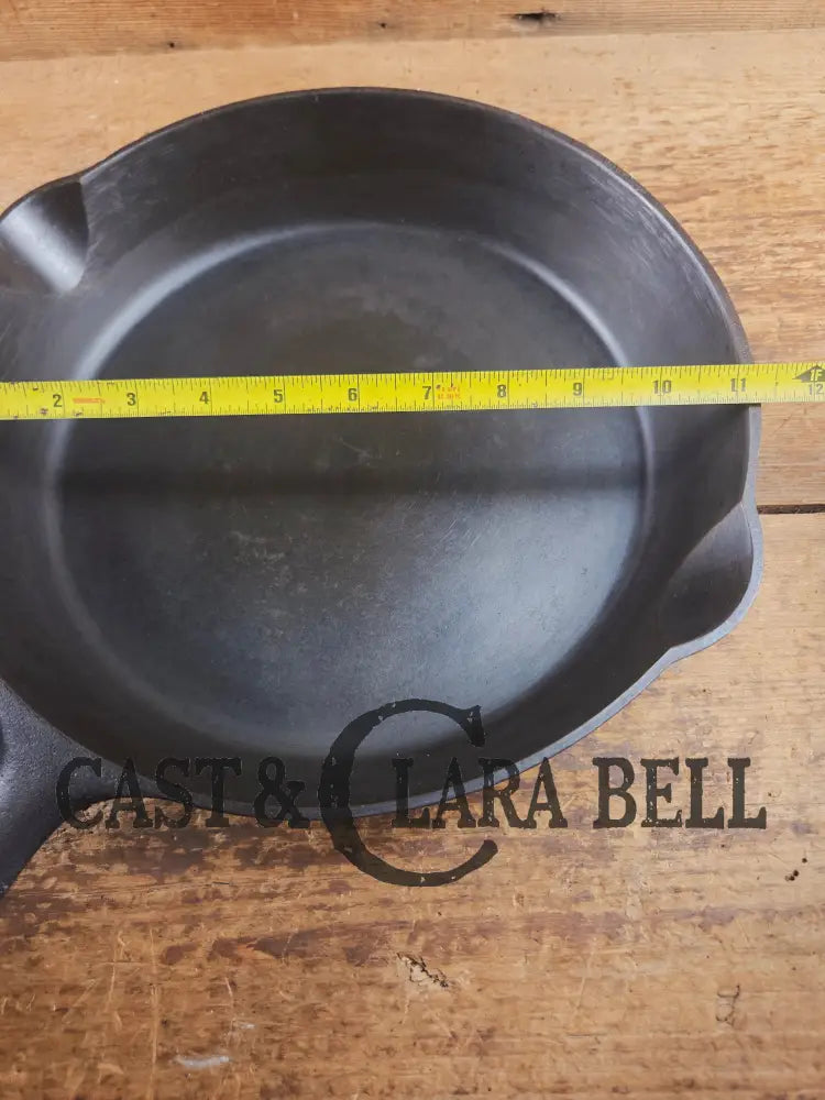 Griswoldβs Good Health #9 Cast Iron Skillet 659. Classic Department store piece! Skillet