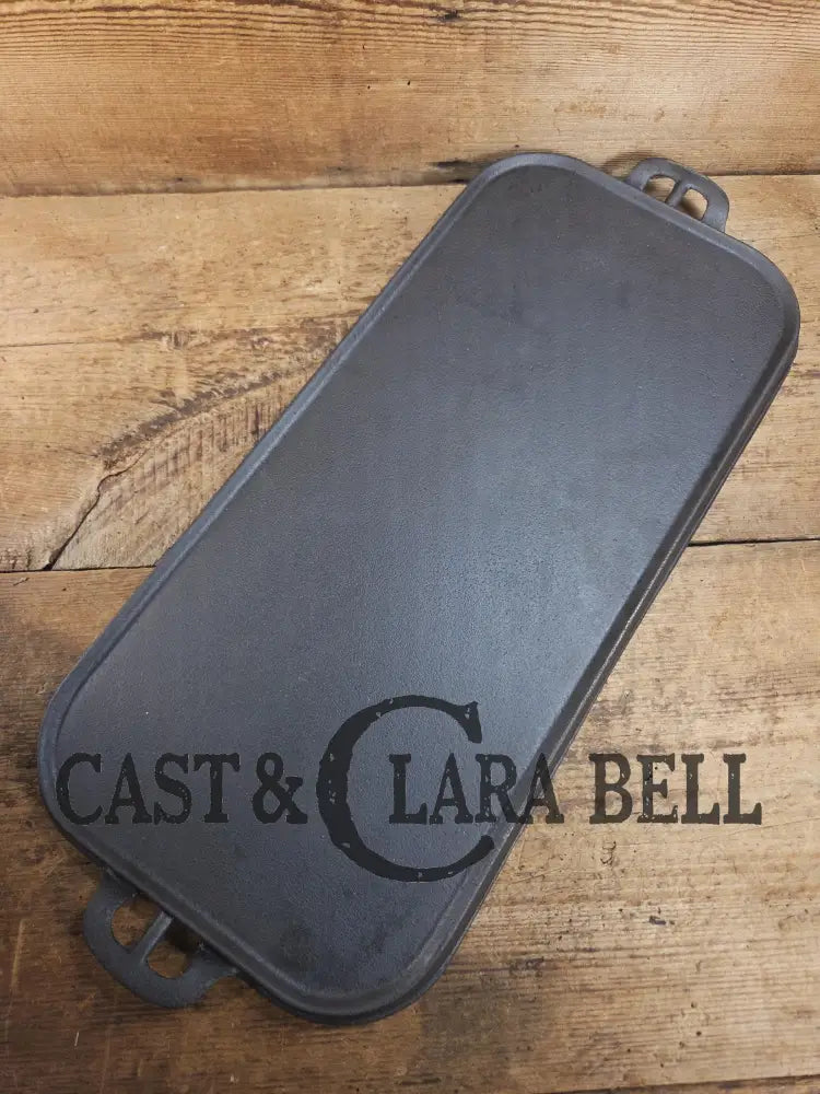 Hard to Find 1910’s Era Wagner made SIDNEY Block Logo #9 Long Griddle. Beautiful shape fully Restored and Ready to Use!