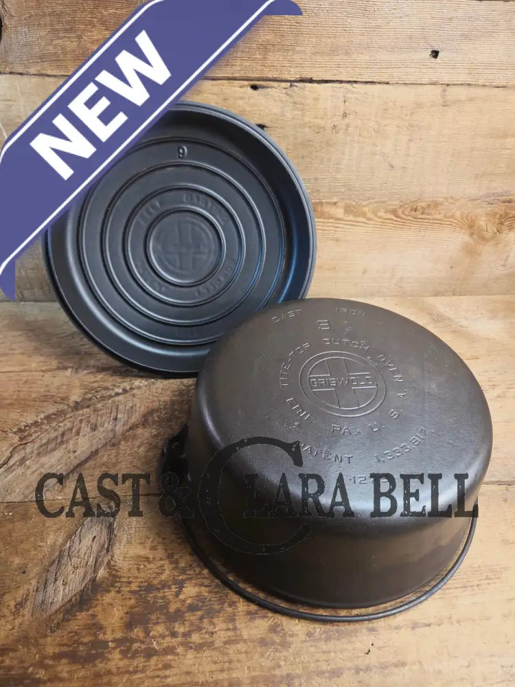 Hard to find 1920’s Griswold #9 Dutch Oven w/ Large Block Logo p/n 1279 and p/n 1289 Button-top Lid with EZ Clean