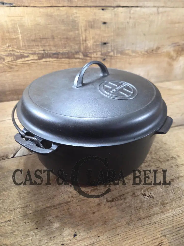 Hard to find 1920βs Griswold #9 Dutch Oven w/ Large Block Logo p/n 834 H and p/n 1289 A Button-top Lid with EZ Clean