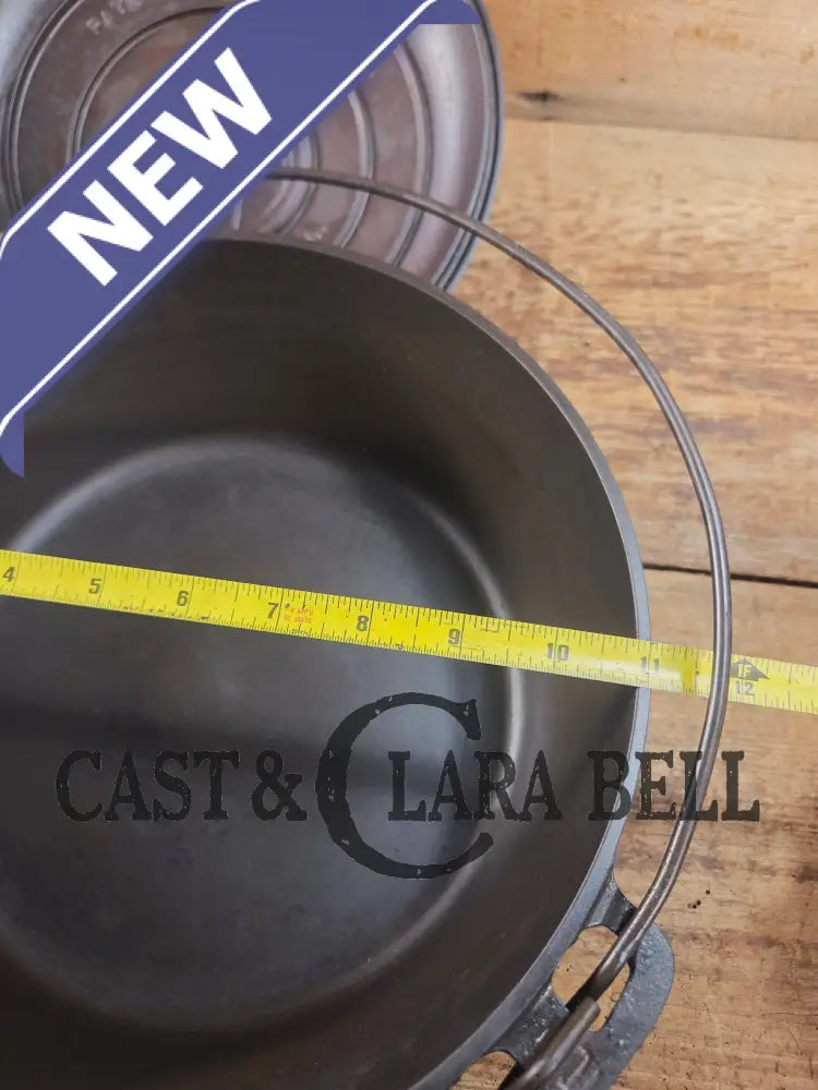 Hard to find 1920βs Griswold #9 Dutch Oven w/ Slant Logo p/n 834 H and p/n 2552 A matching block lid Dutch Ovens
