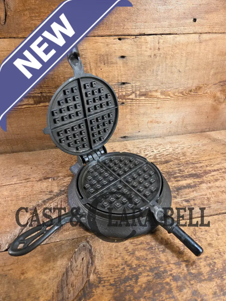 Hard to find and Beautiful!! 1880’s Griswold No. 7 Waffle Iron with low button hinge base. Don’t miss this one Waffle