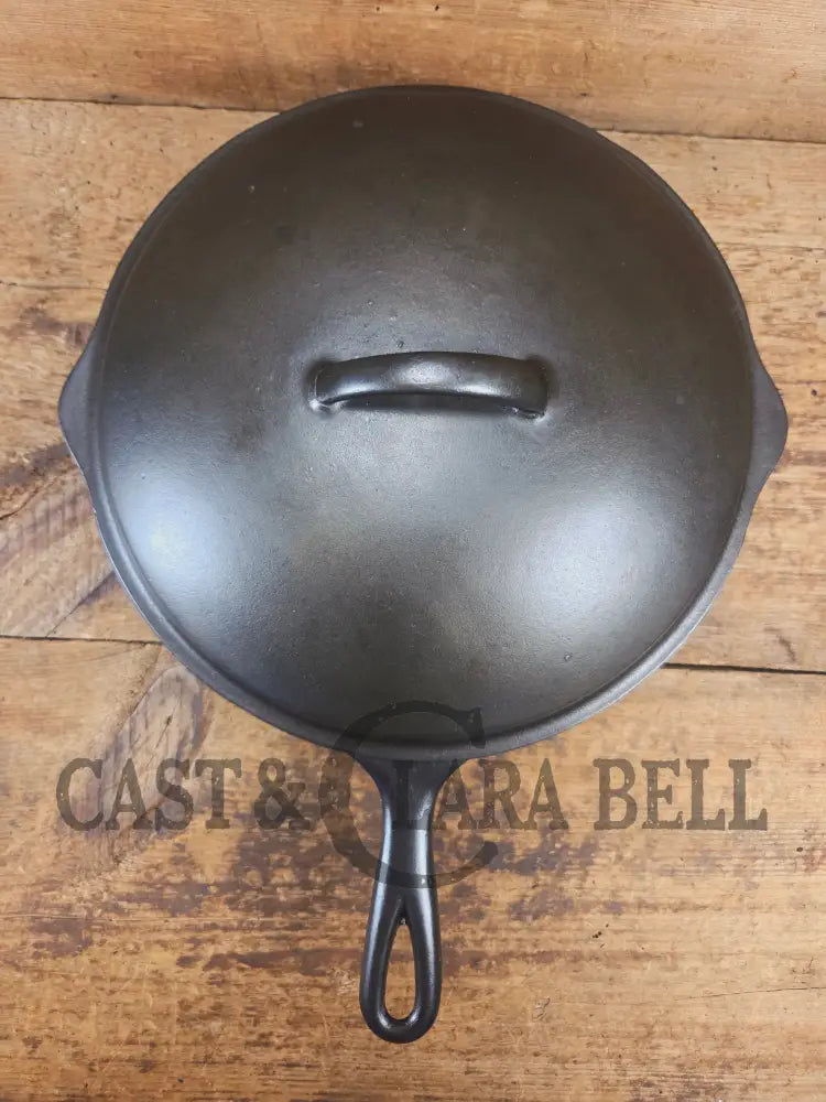 Hard to Find and GORGEOUS 1900 Era Early Wagner ’Arc’ DEEP #8 Skillet with Wagner Sawtooth Lid. What a special piece to