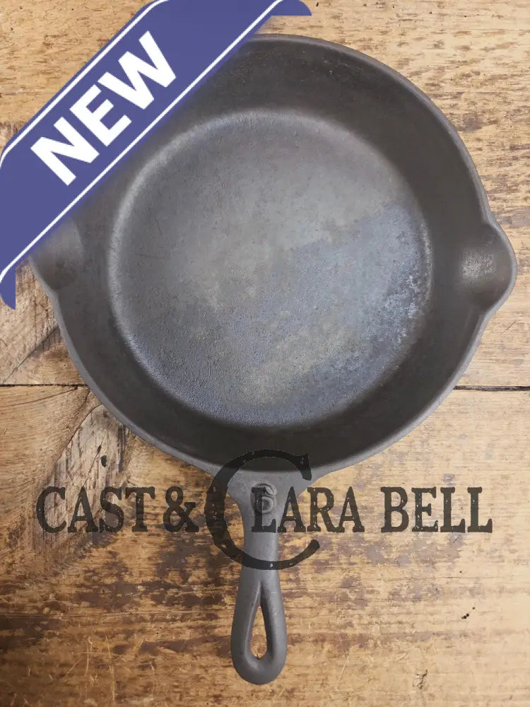 Hard to Find and Priced to Sell! 1910βs Lodge #6 Skillet with Arc Logo. Philβs favorite series! Skillet