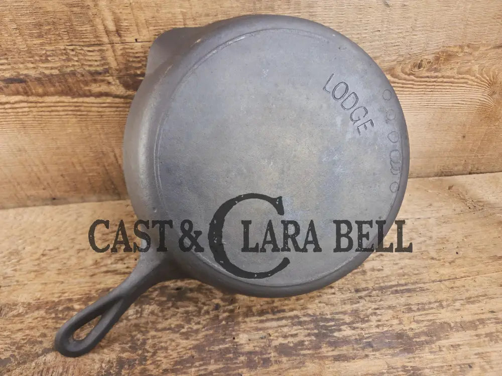 Hard to Find and Priced to Sell! 1910βs Lodge #6 Skillet with Arc Logo. Philβs favorite series! Skillet