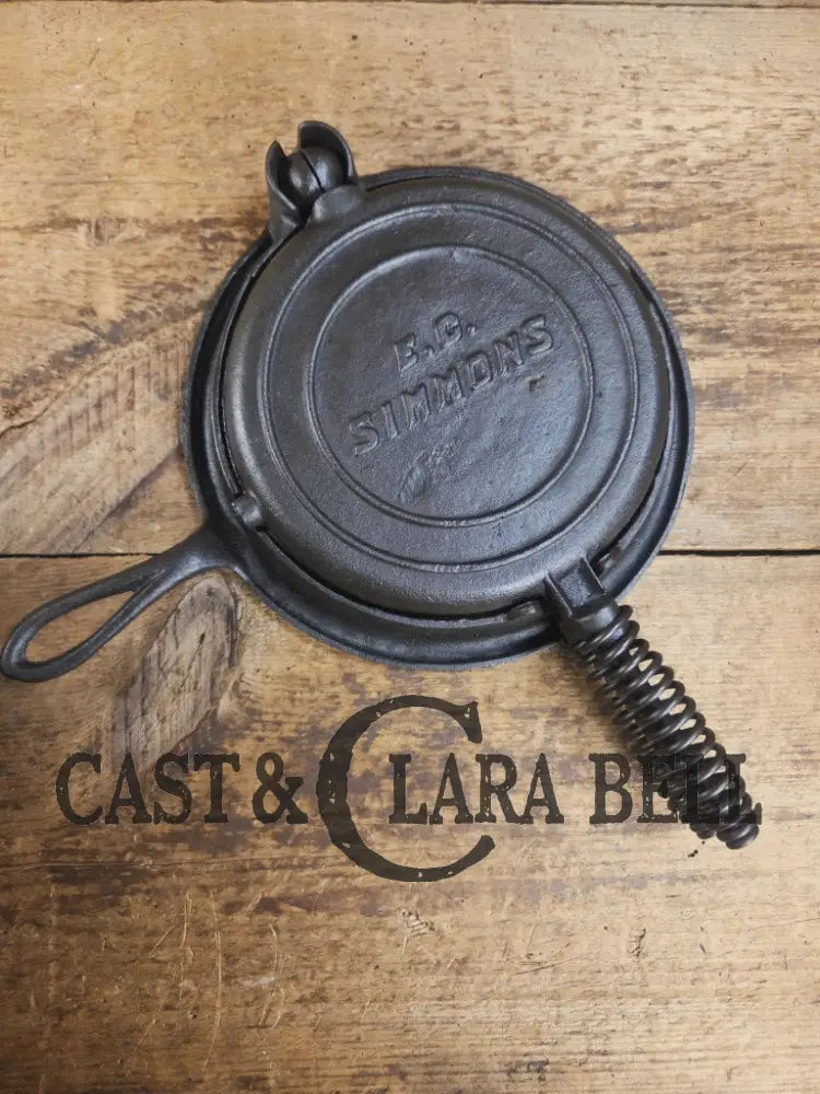 Hard to find check out the waffle pattern! 1920’s ’Keen Kutter’ by E.C. Simmons (Simmons hardware) #8 Waffle Iron with