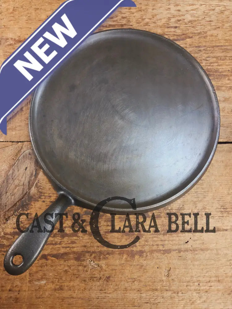 Hard to find! Griswoldβs Good Health #9 Cast Iron Round Griddle 621. Fantastic for pizzas pancakes or bacon! Griddle