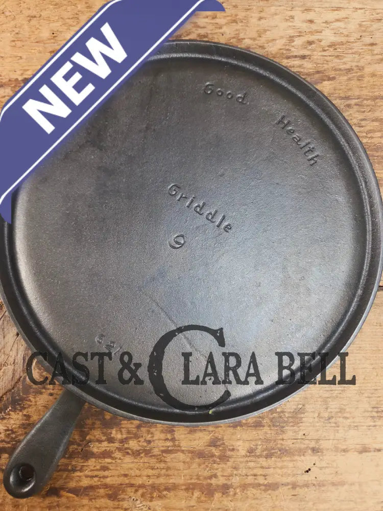 Hard to find! Griswoldβs Good Health #9 Cast Iron Round Griddle 621. Fantastic for pizzas pancakes or bacon! Griddle