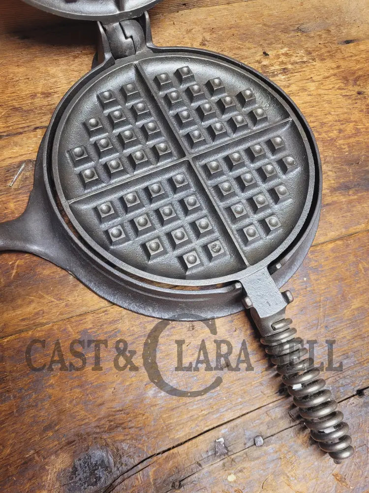 Hard To Find! Griswolds Victor Brand Waffle Iron. Awesome Gift Idea! Skillet
