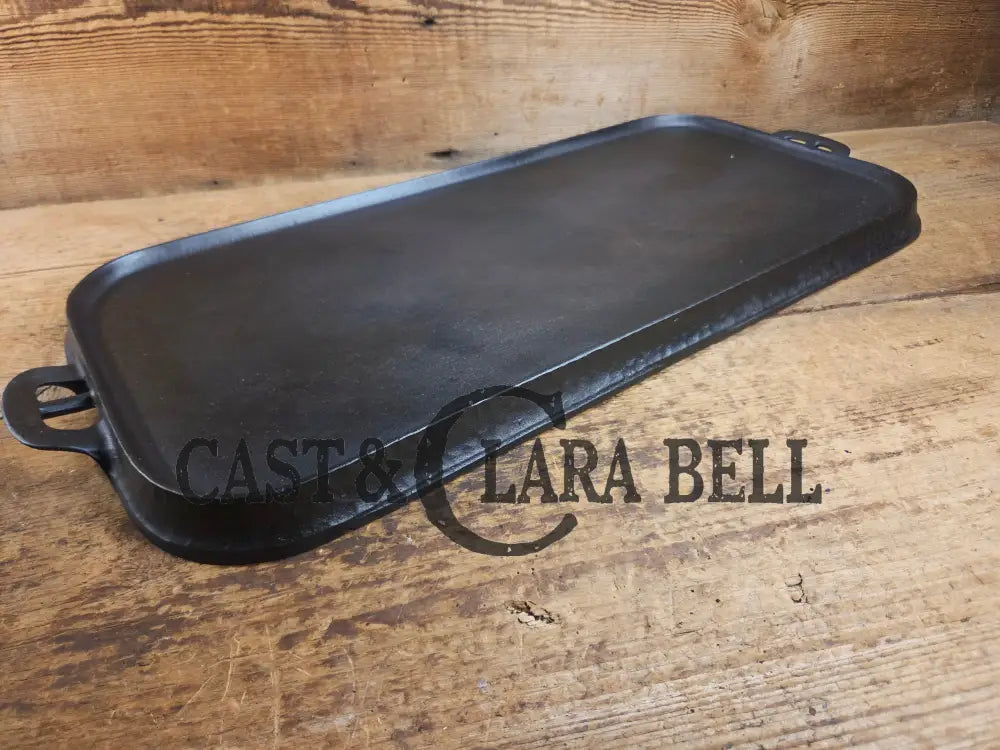 Hard to Find hammered finish and priced to sell! 1930’s Era Wagner #9 Hammered Finish Long Griddle Griddle