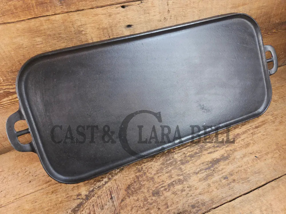 Hard to Find hammered finish and priced to sell! 1930βs Era Wagner #9 Hammered Finish Long Griddle Griddle